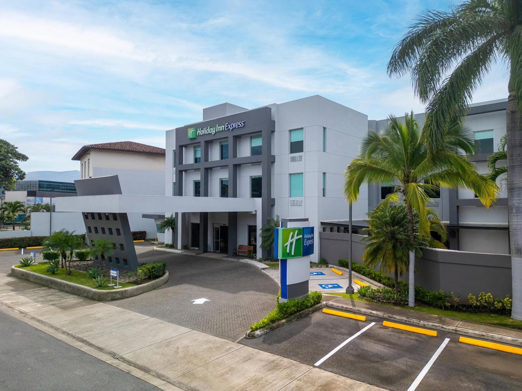 Hotel Express Forum Costa Rica By Ihg San Jose (San Jose)
