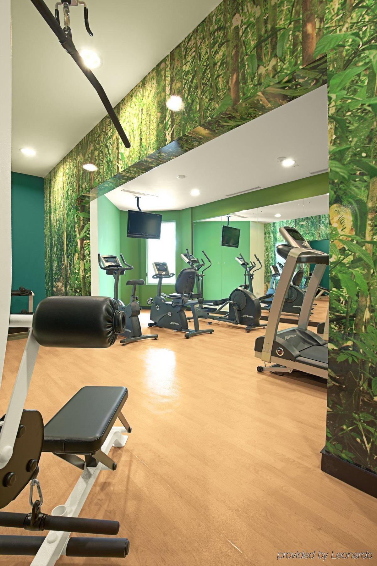 Hotel Express Forum Costa Rica By Ihg