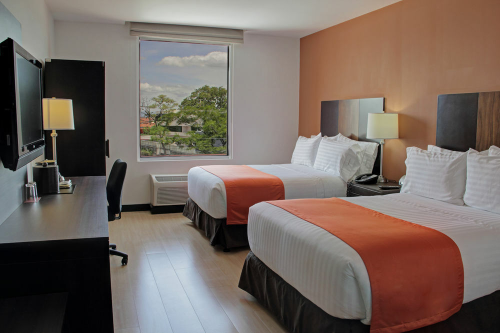 Express Forum Costa Rica By Ihg Hotel San Jose (San Jose)